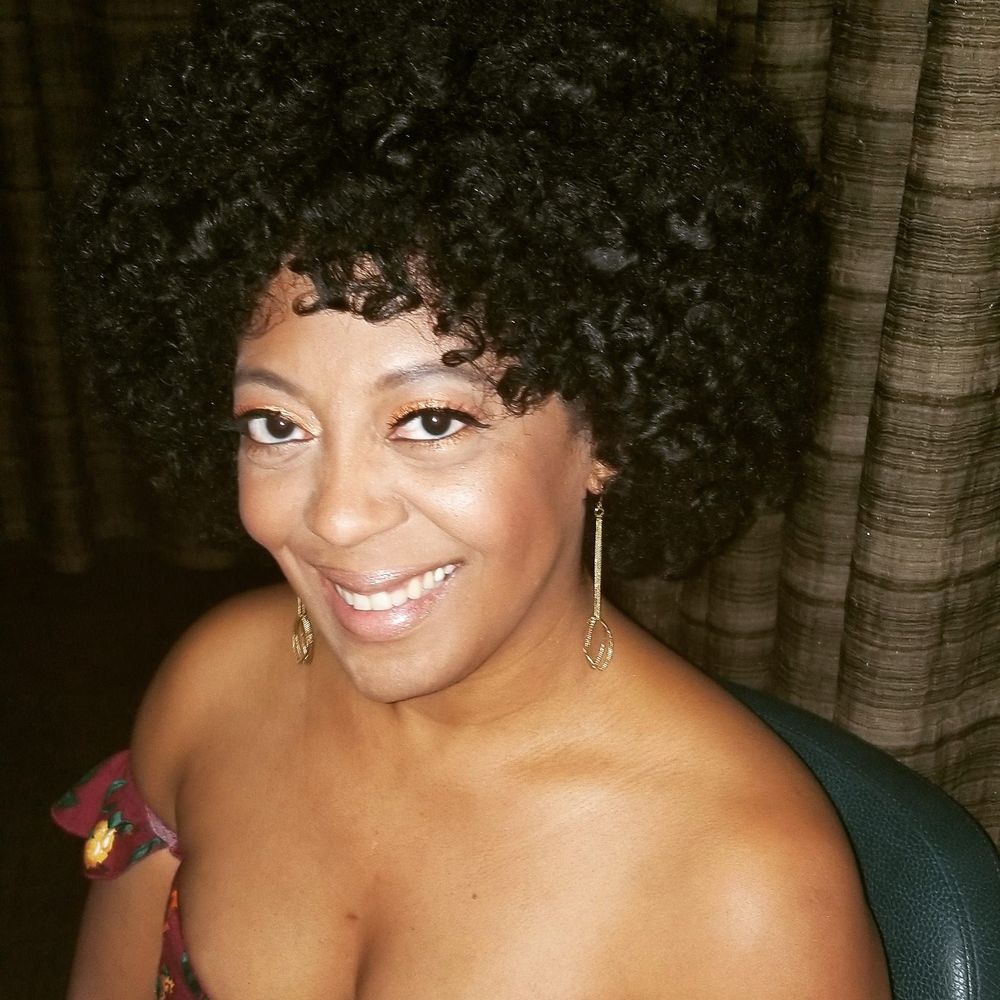 Meet your Posher, Andrea